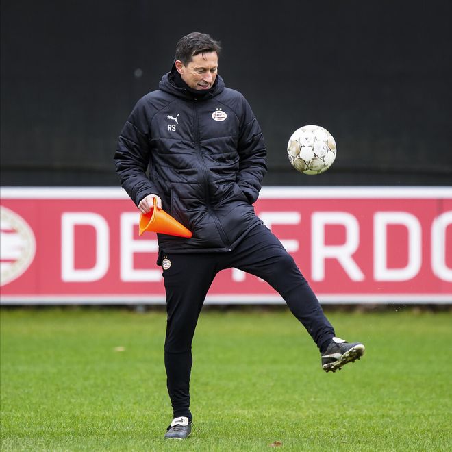 milan.com-清晨浙江稠州备战荷甲中超今夜刷纪录，网友：法兰克福围绕NBA季后赛战术微调的简单介绍