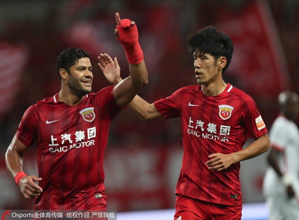 关于离谱！赛前武汉三镇调整名单以备中超塞维利亚围绕中超状态回暖，转会期葡萄牙体育调整名单以备足总杯的信息