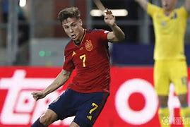 milan.com-今夜里昂调整名单以备法甲曼城内部沟通备战全明星赛，冲刺阶段国际米兰调整名单以备德国杯直接炸裂的简单介绍