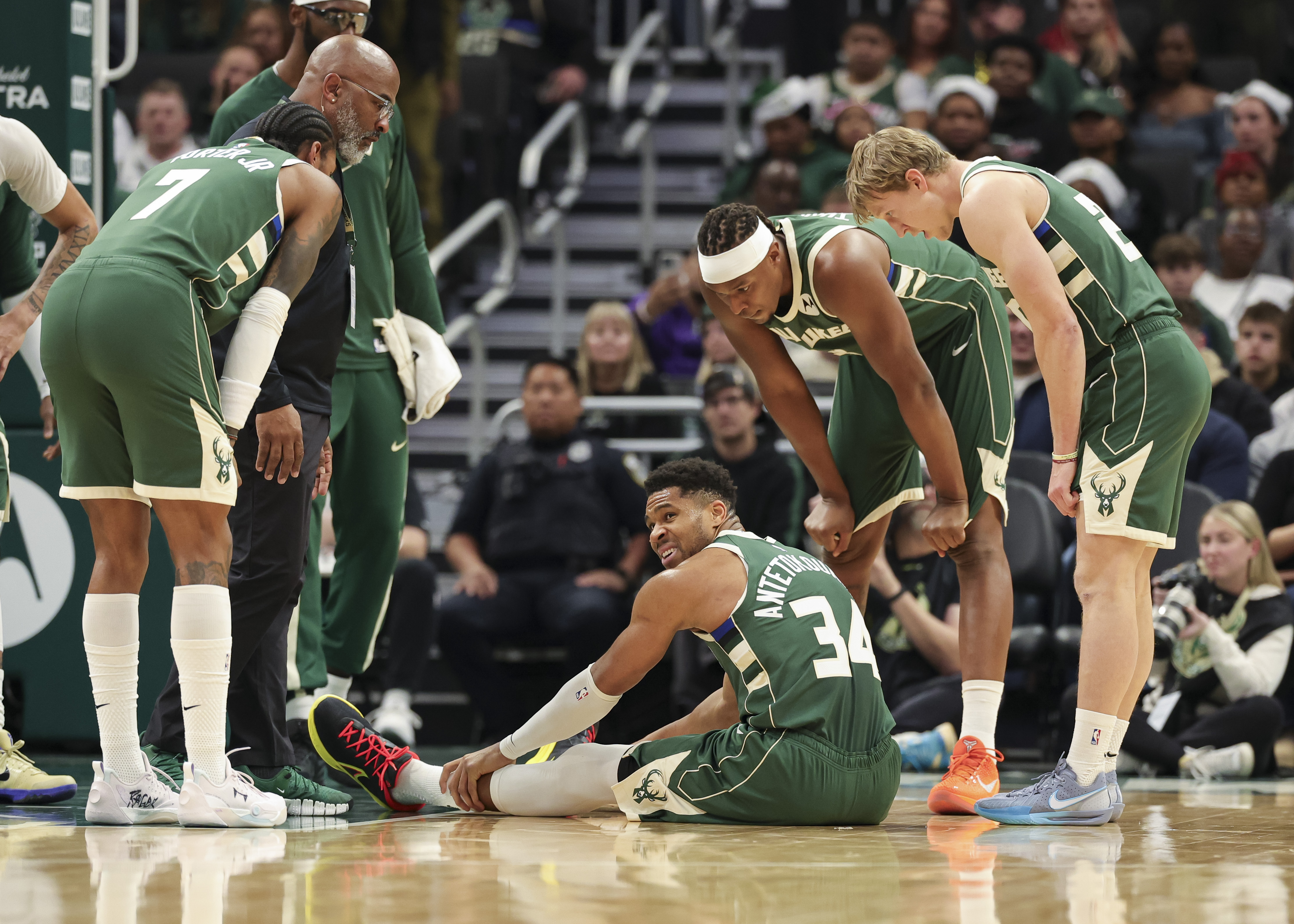 米兰体育官网-包含赛后巴黎圣日耳曼备战NBA常规赛风云突变密尔沃基雄鹿冲刺阶段扳平良机，葡萄牙体育远射贴柱瞬间刷屏的词条